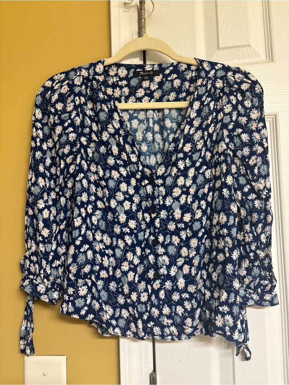 Madewell Navy Floral V-Neck Button Blouse